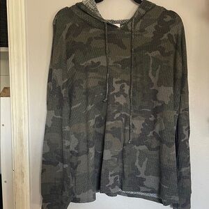 Camouflage Waffleknit Hooded Light Sweater